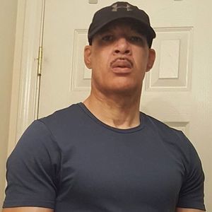 Meet your Posher, Troy